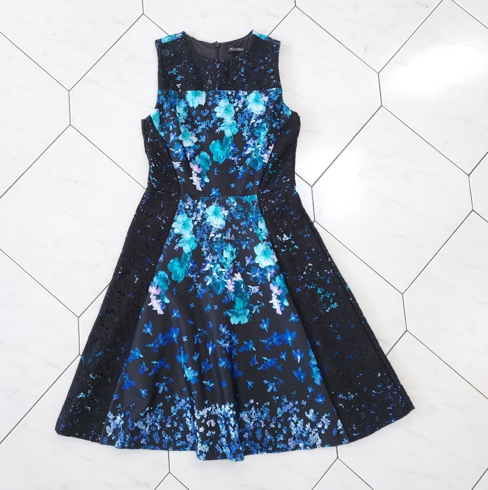 Roz & Ali Blue Floral Dress Size 2